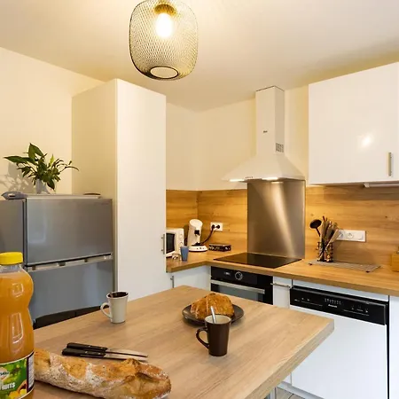 - Les Berges Du Pont Valentre -