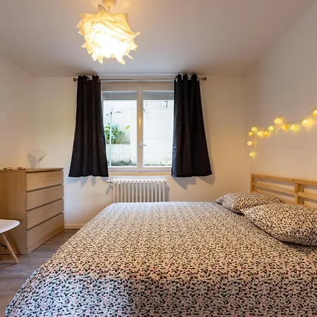 - Les Berges Du Pont Valentre - 카오르